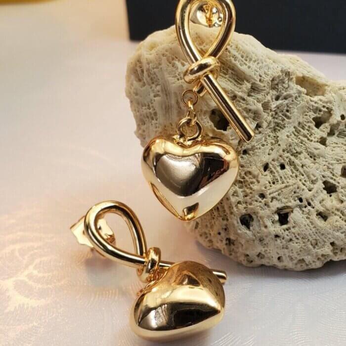 Aretes Moñitos de corazón