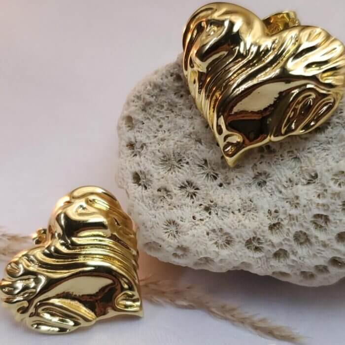 Aretes Corazón delator