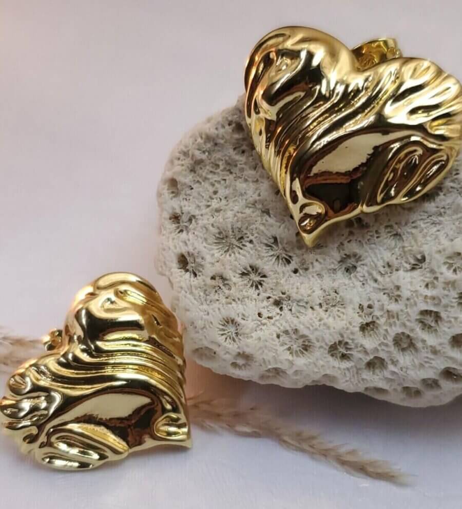 Aretes Corazón delator