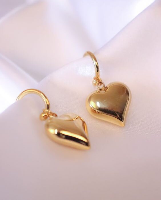 aretes corazón coquette